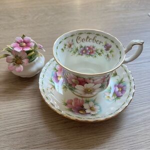 Royal Albert October Floral Teacup, saucer, and bouquet set